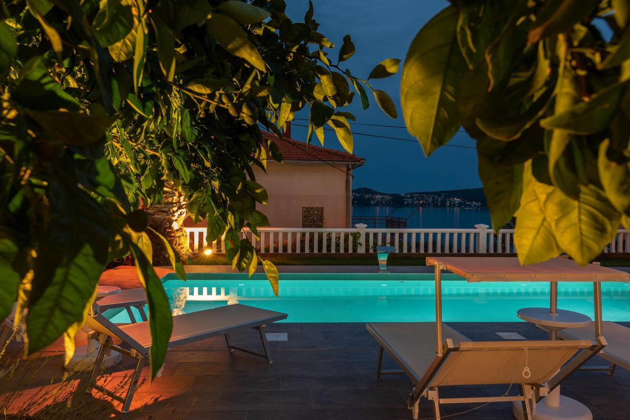 Villa Ana Trogir Exterior photo